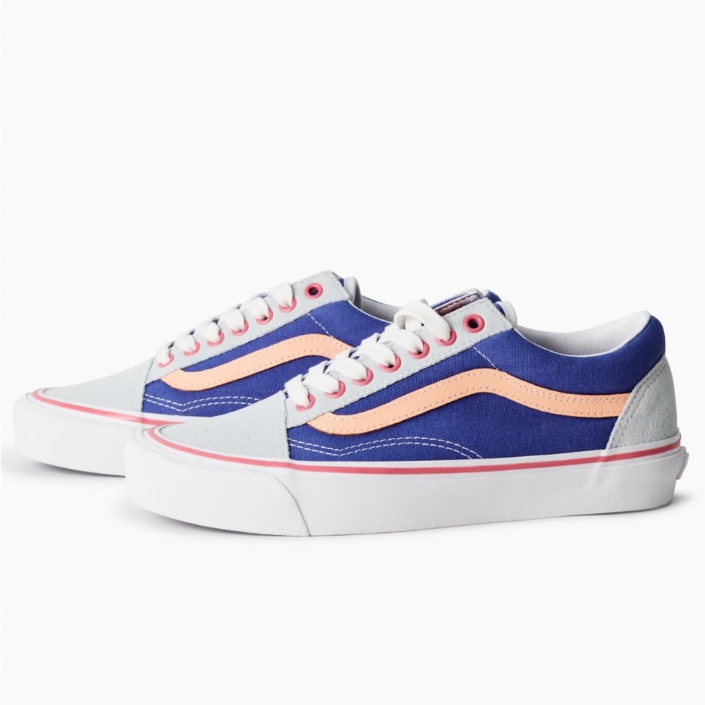 Aritzia Tna Vans 36 DX - NEW